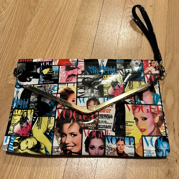 unbranded Handbags - 80's Vogue Magazine Cover Clutch Bag Purse Glossy Wrist Strap Gold Trim Detail